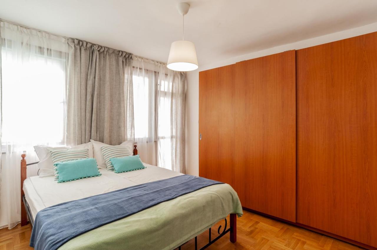Sea Apartment Colours Burgas City Exterior foto