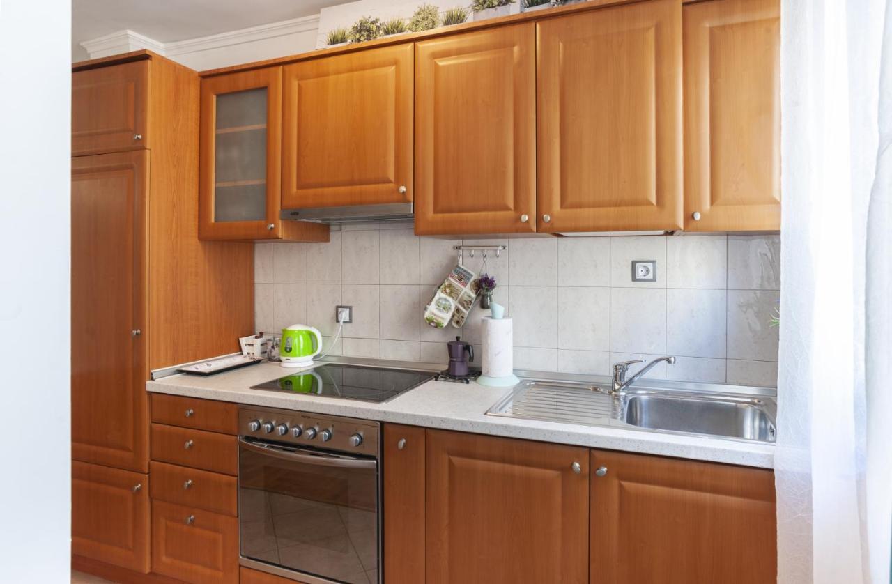 Sea Apartment Colours Burgas City Exterior foto